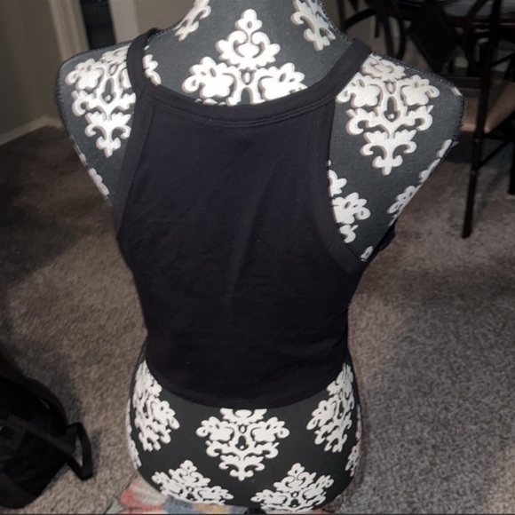 Express black sleeveless crop tank top - Picture 4 of 4